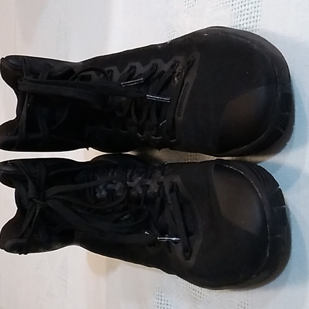 NIKE HYPERDUNK Zoom 2016 Men's Basketball Shoes in size 7.5.